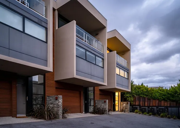 Hana By Sotheby's Luxury Homes 公寓